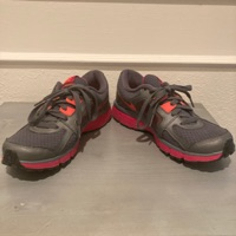 Nike Dual Fusion ST2 Size 8 - Picture 5 of 9